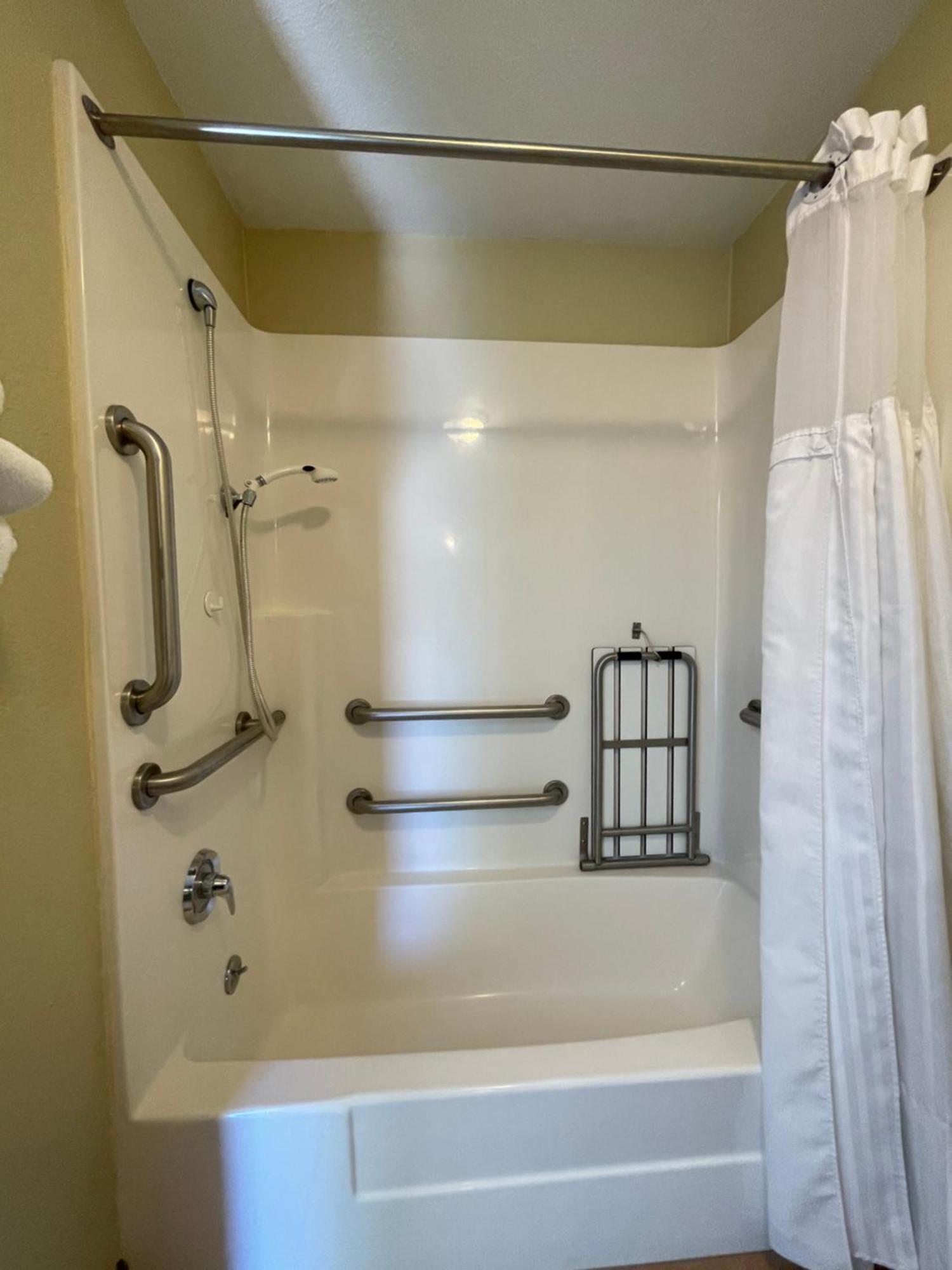 Howard Johnson By Wyndham Ridgecrest, Ca Motel Ridgecrest