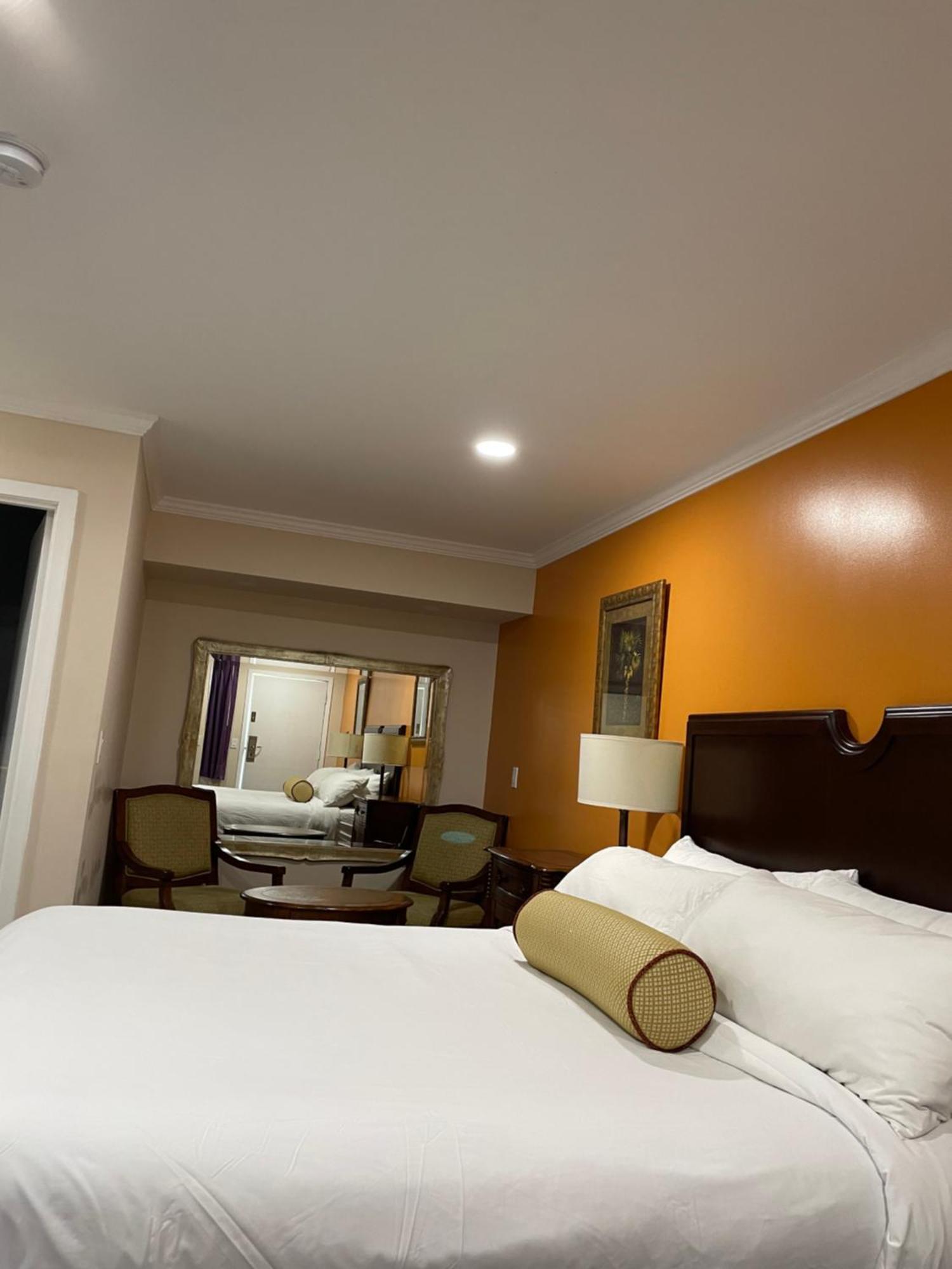 Howard Johnson By Wyndham Ridgecrest, Ca