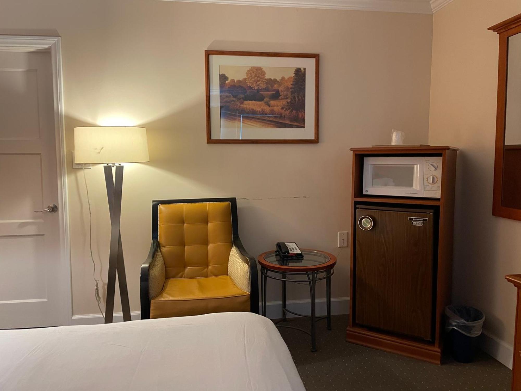 Howard Johnson By Wyndham Ridgecrest, Ca Ridgecrest