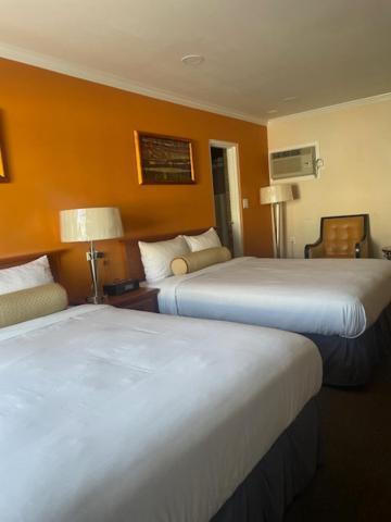 Howard Johnson By Wyndham Ridgecrest, Ca Motel 2*