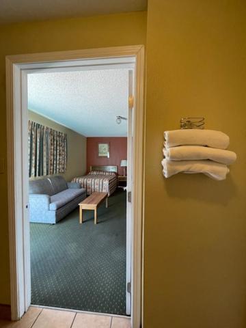 Howard Johnson By Wyndham Ridgecrest, Ca Motel Ridgecrest